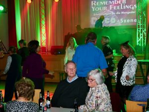 Mehr über den Artikel erfahren 80er-Jahre-Disco im Bild