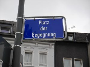 Read more about the article Ein zentraler Ort in Mengede hat einen Namen: Platz der Begegnung